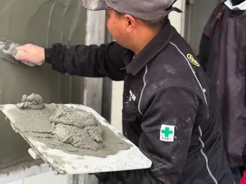 塗りの指導風景です♪
