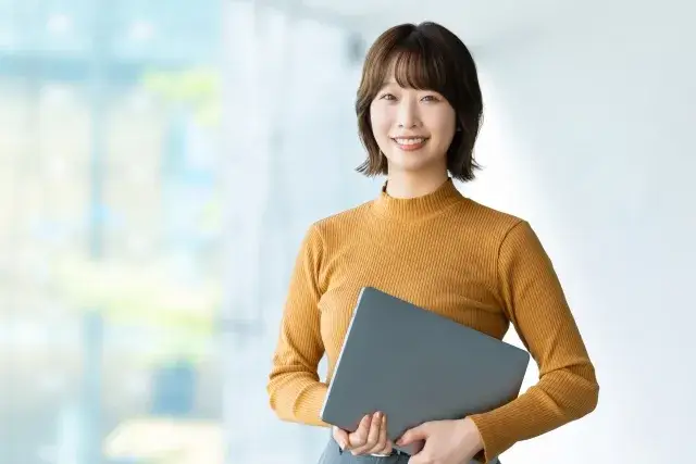 ほとんどのスタッフは未経験からのスタート。きめ細かい研修制度でしっかりサポートします！保険アドバイザー募集中