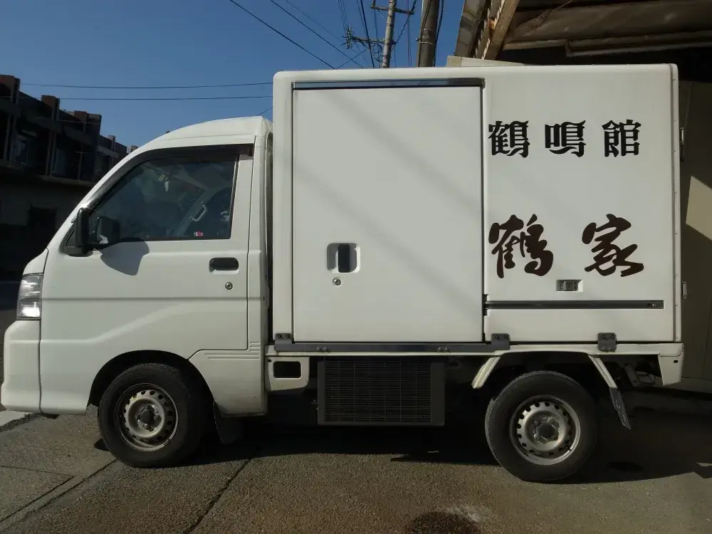 お弁当の配送スタッフ