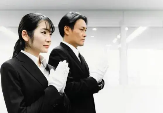 【セレモニースタッフ】人生の大切な瞬間に寄り添う仕事！未経験OK！先輩スタッフが丁寧にサポート！