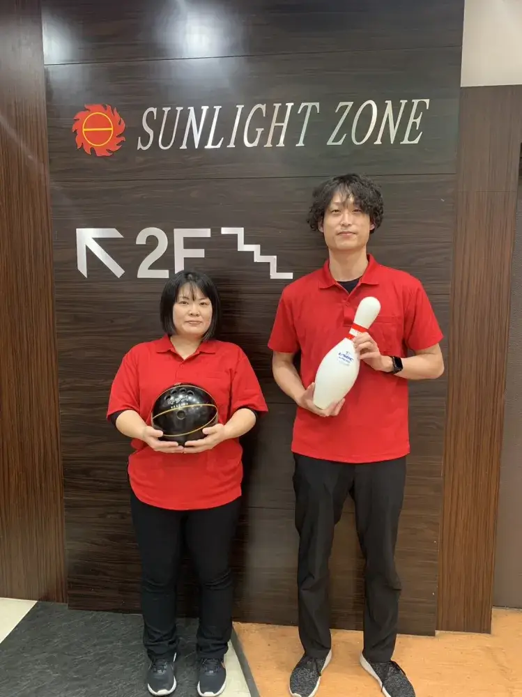 フリーターさん活躍可能！！フルタイム勤務大歓迎！夕方からしっかり稼げるボウリング場でのお仕事です