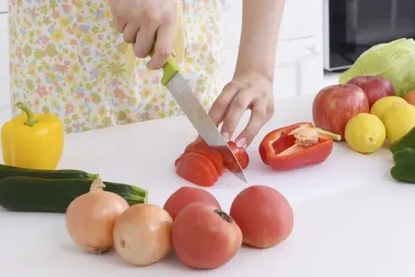 正社員施設栄養士募集<献立作成・調理>