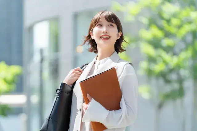 自分に合うお仕事が見つかる！キャリア復帰やご家庭を大切にしたい方大歓迎！アクサアドバイザー募集