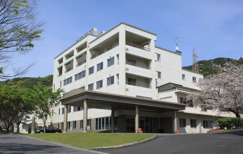 【充実の福利厚生で長く働ける】働きながらキャリアアップ、あなたらしく働ける場所があります。看護師募集！