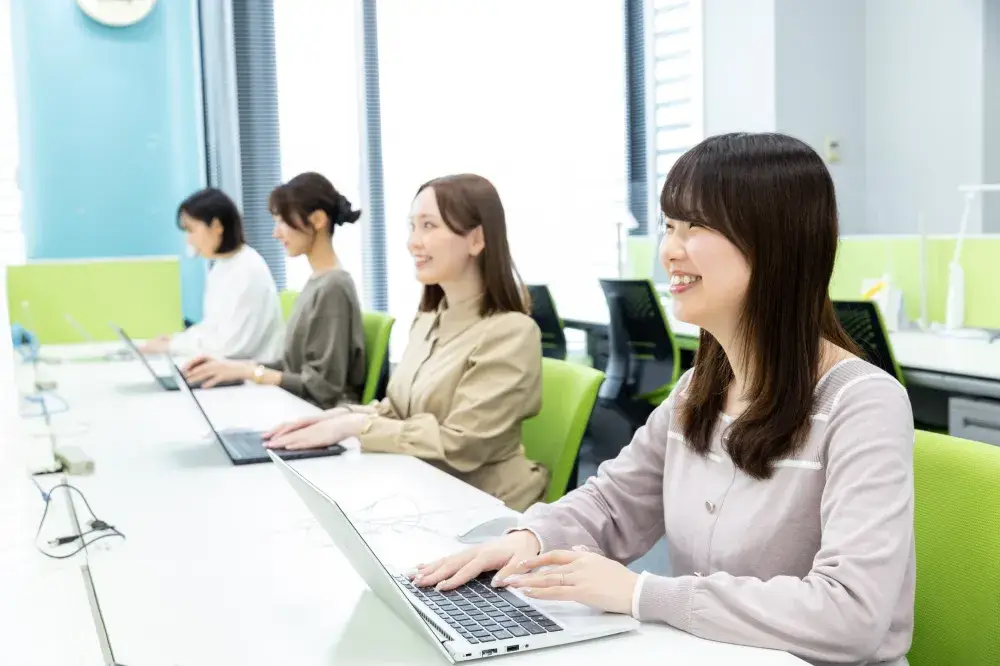 【間もなく締切！】17時半退社×完全土日祝休み♪データ入力のみ！未経験から始めるオフィスワーク