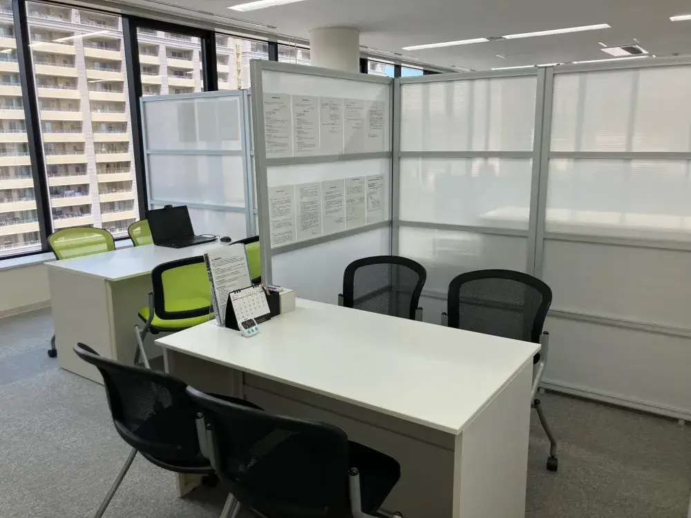 鹿児島営業所　事務所内風景