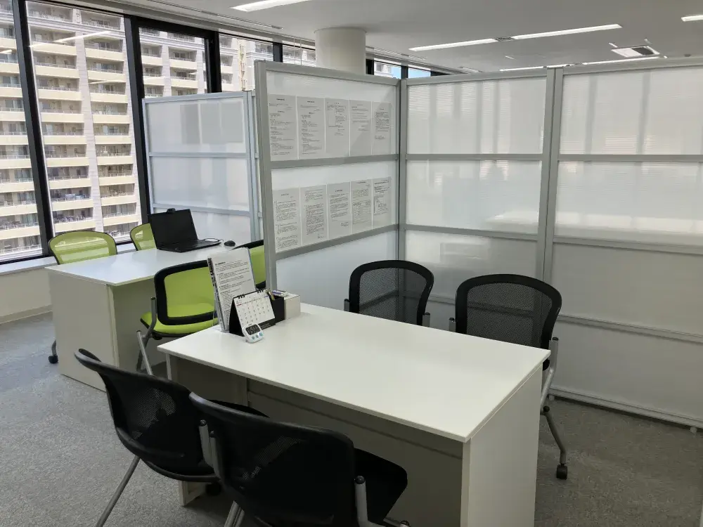 鹿児島営業所　事務所内風景