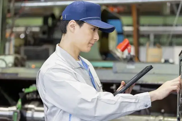 4勤2休でメリハリ勤務　◆電子部品マシンオペレーター