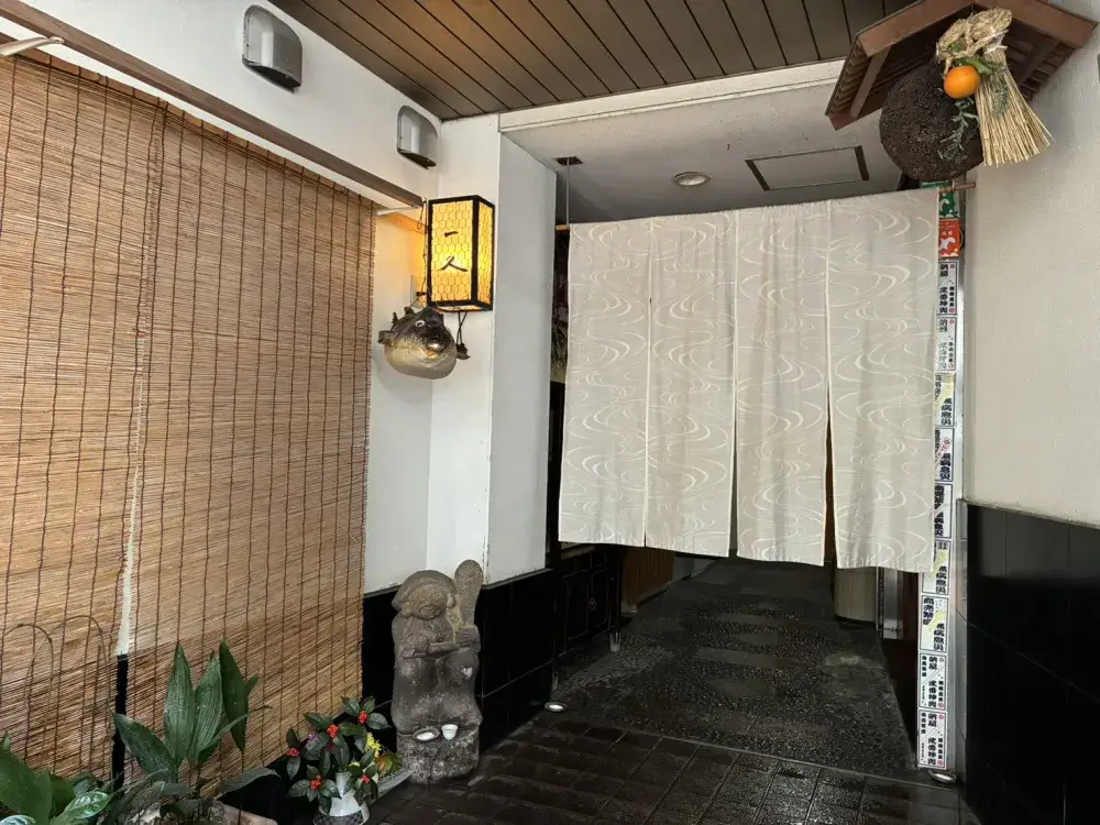 経験者優遇！20～50代の方活躍可能！週3日から勤務OKのホールスタッフ募集