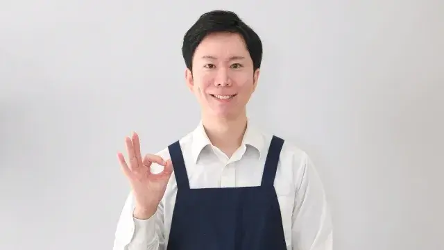 ホールスタッフ