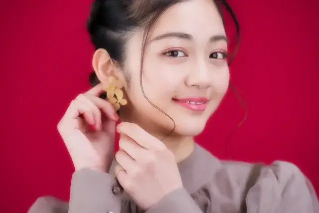 おしゃれを楽しみながら…という学生さんも多数活躍しています♪