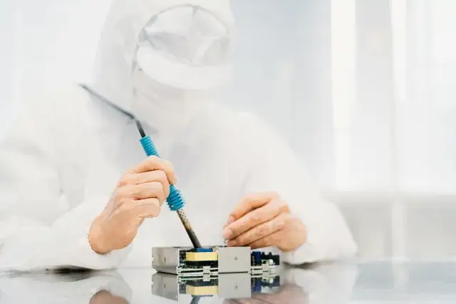 土日祝休み・社員登用あり！安定して長く働けるアルミ製品製造（組立・梱包）のお仕事