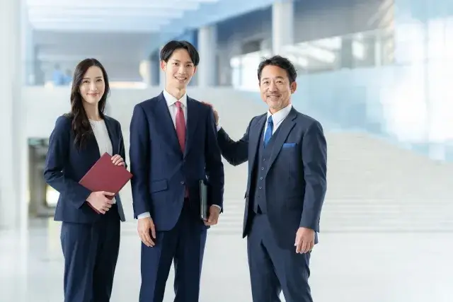 「地域×広告営業で未経験OK｜年間休日120日（土日祝休み）・広告営業の正社員募集」