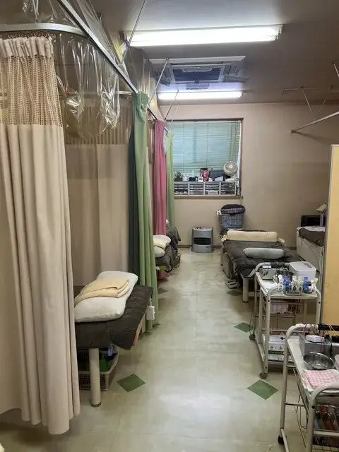 施術室です。患者さんの施術は主にこちらで行います！