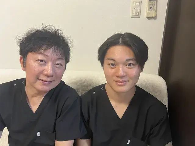 院長の前田です！親切な女性スタッフも多数おりますのでお気軽にご応募下さい。