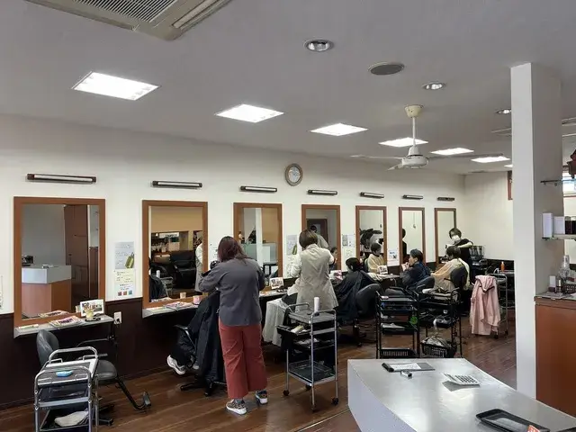 美容室のアシスタント募集