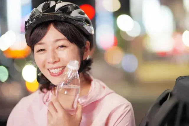 【Wワークに最適】未経験から活躍可能！家計のプラス収入に！朝活始めませんか？未経験者歓迎/早朝仕分及び新聞配達スタッフ積極採用中