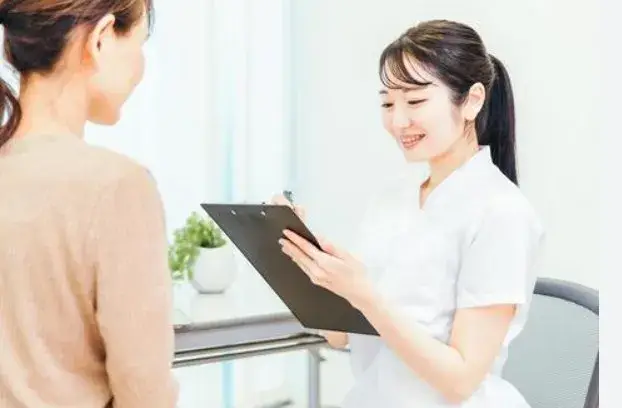 【日勤のみ/週3〜4日】医師会立病院の病棟看護師アルバイト・パート｜託児施設あり・賞与あり