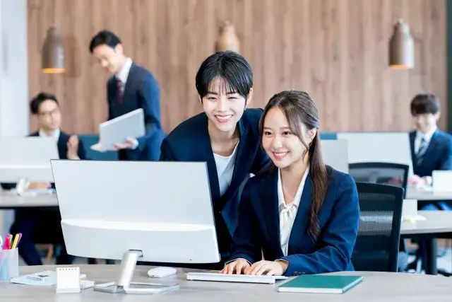 コツコツ作業中心｜銀行事務｜未経験OK｜土日祝休み｜データ入力・事務スタッフ積極採用