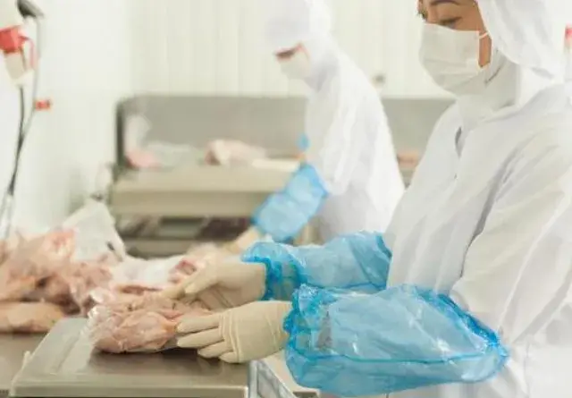 シフト・時間相談OK！扶養内勤務可の食肉加工パートスタッフ／鹿児島市七ツ島