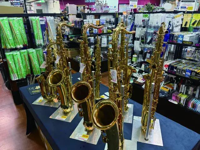 楽器等の接客・販売スタッフ