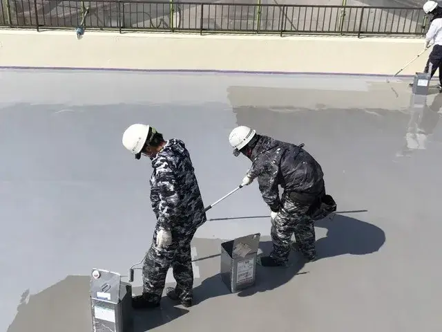 未経験OK！ 技術をゼロから習得。 建物がある限りなくならない仕事で、安定収入を手に入れませんか。