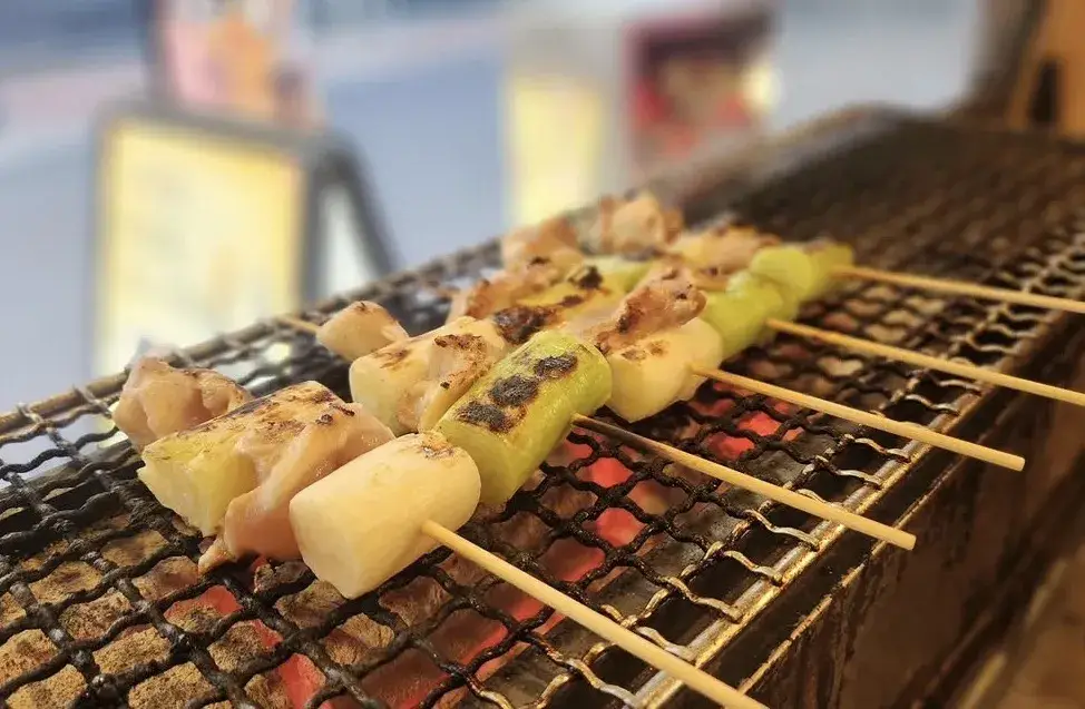 【リニューアル募集×月給25万円～ 】串焼き＆テイクアウト開始！あなたの"やってみたい"を叶える場所。お店を育てる楽しさ、ここから！