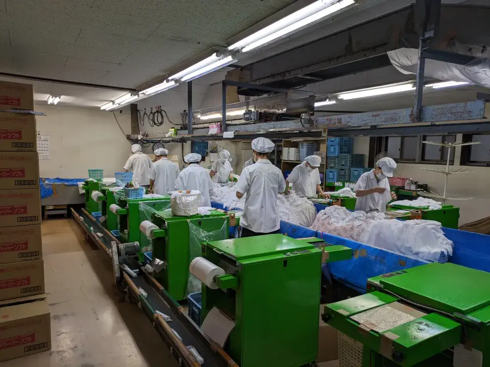 【14時までの短時間パート】未経験者歓迎｜主婦(夫)活躍中｜扶養内OK｜簡単モクモク作業｜おしぼりの包装・箱詰め・検品