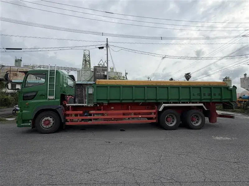 大型ダンプドライバー｜ルート輸送・手作業なし・未経験OK｜姶良市