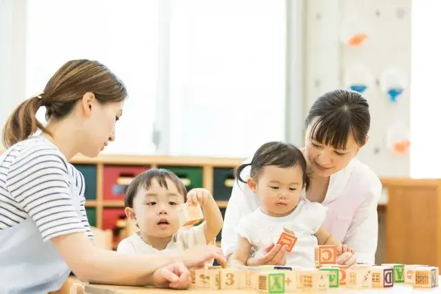 【最大時給1,450円可】少人数10名｜週2日～相談OK｜家庭と両立OK｜子どもと丁寧に向き合える環境｜児童指導員・保育士募集