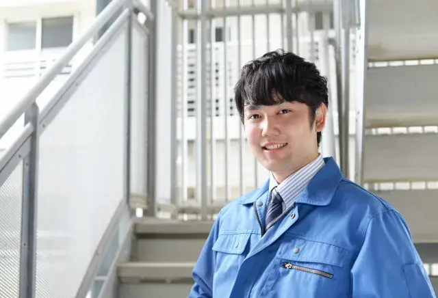 時給1,250円の高時給！土日祝休み＆大型連休ありでプライベートも充実◎工場内設備の清掃・メンテナンススタッフ募集