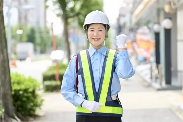 【入社祝い金6万円】交通誘導警備スタッフ｜日払いOK｜週1日～勤務OK