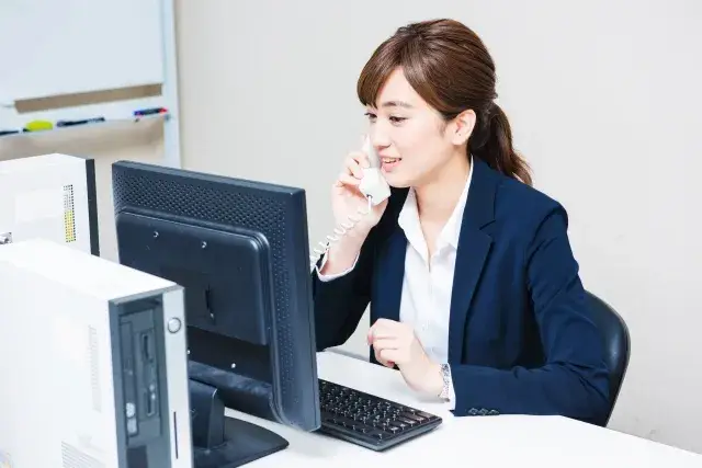 【創業97年の安定企業】地域の教育を支える会社！新しい環境で働きませんか？事務スタッフ積極採用中♪｜仕入れやデータ入力・経理をお任せ｜17:15退社・残業ほぼなし