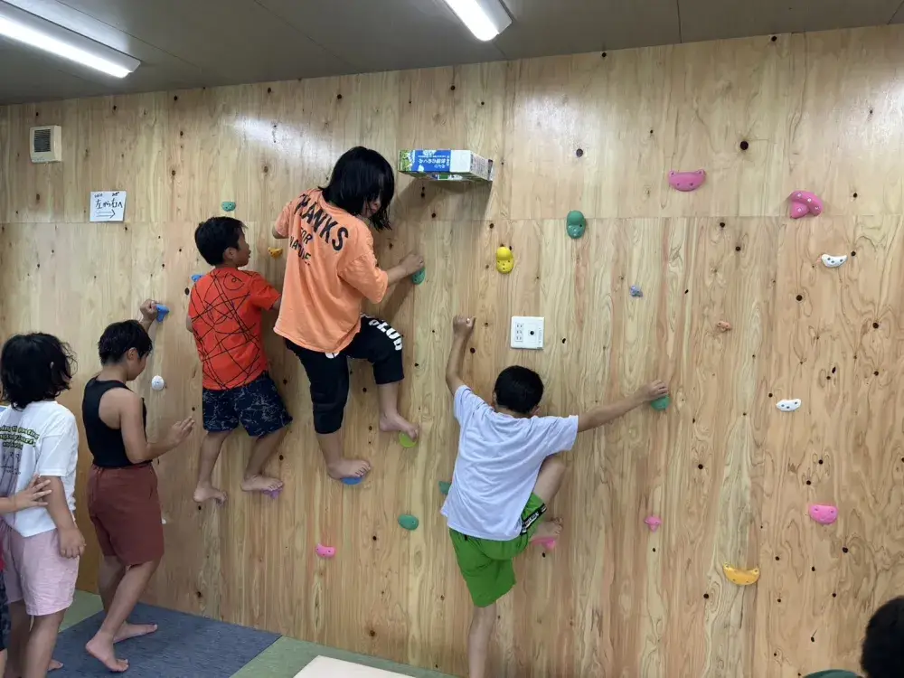 【週4日・13時半～】子どもに寄り添う放課後等デイスタッフ／扶養内・Wワーク相談OK