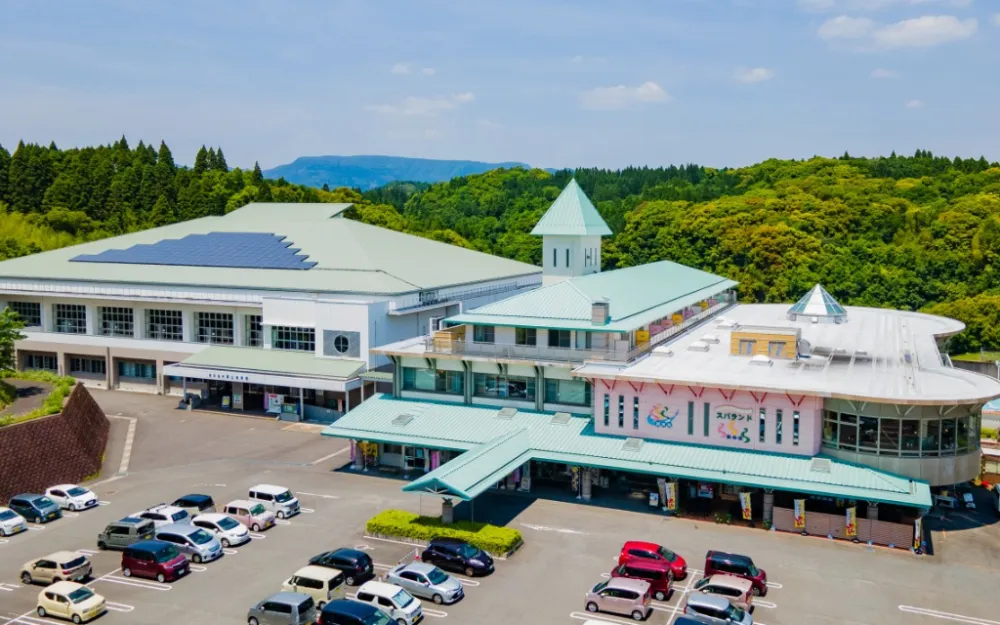 【正社員×賞与年2回】危険物乙4を活かせる公共温泉・運動施設の管理スタッフ｜シフト交替制・未経験の方も大歓迎です♪