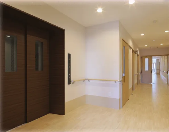 【准看護師資格を活かせる♪】あたたかい雰囲気の木造建築施設で利用者様を支えるお仕事｜夜勤なし！・週3日〜OK