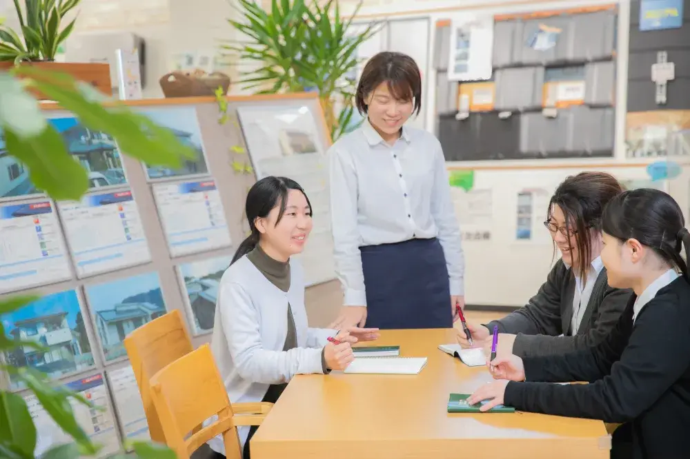 事務経験者はもちろん営業・販売経験者歓迎！これまでの社会経験を無駄にしない、キャリアチェンジのチャンス