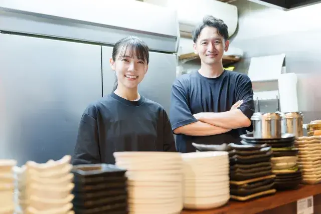 【居酒屋の店内スタッフ｜未経験者大歓迎】時給1,200円～でしっかり稼げる◎｜週2日（金・土のみなどOK）・1日3時間～OK！