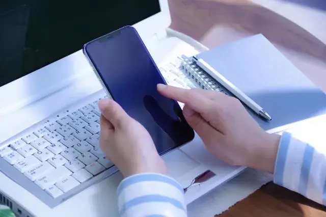 【SNS運用・管理スタッフ、積極採用中】勤務時間・日数の相談OK｜未経験者・子育て世代の方も活躍可能