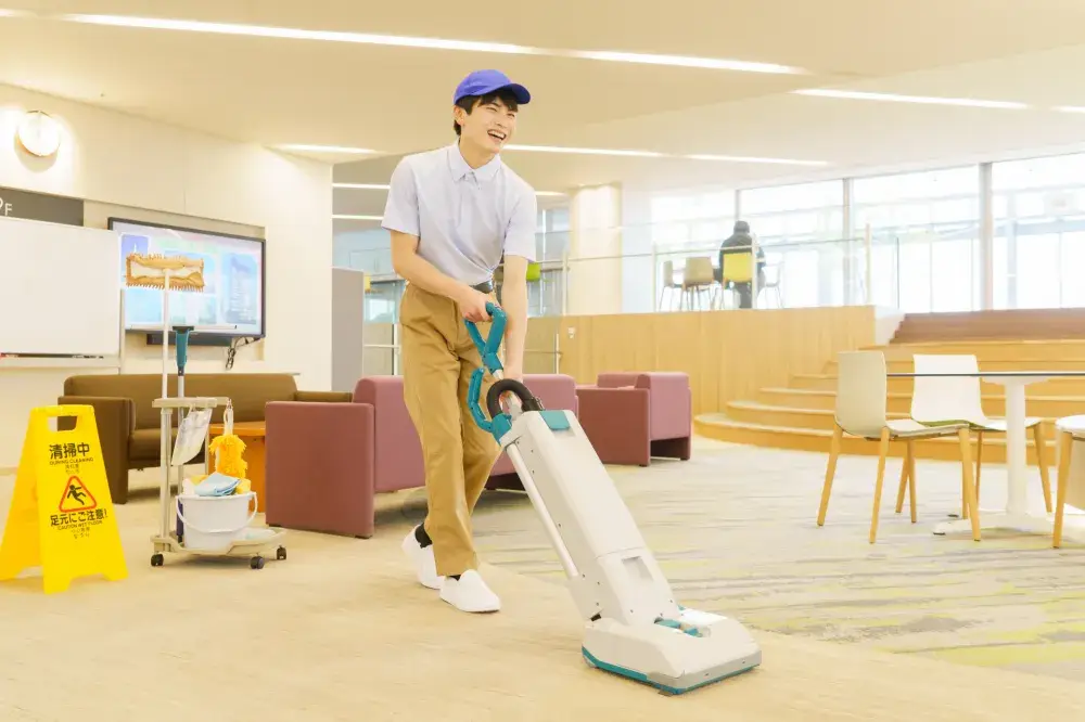 ビルメンテナンススタッフ｜未経験から手に職を！賞与年2回・退職金制度あり