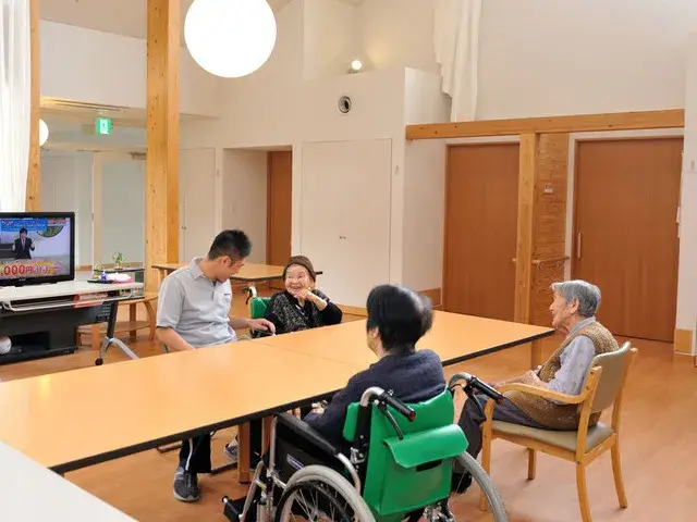 介護福祉士（小規模特養での介護職）｜正社員