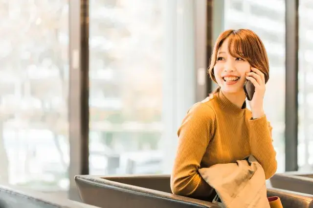 【体験入店から気軽に♪】宴会シーズン到来！週1日・1日3h～OK！完全日払い×Wワーク歓迎◎未経験から始めるフロアレディのお仕事