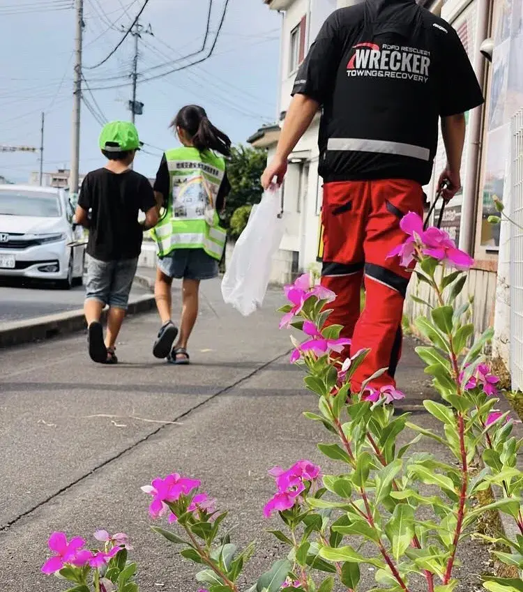 日頃から地域の清掃活動に取り組んでいます！