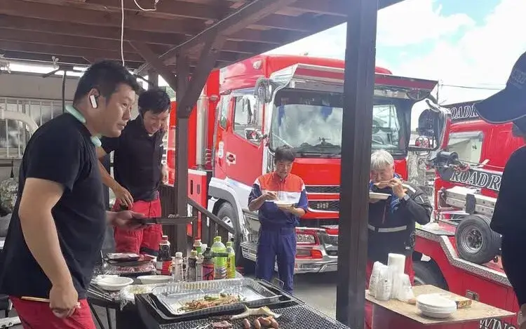 社員みんなでBBQ!