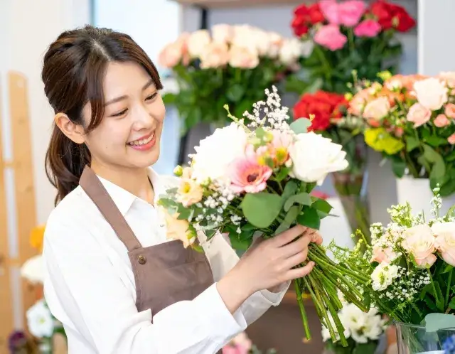 大手スーパー内、お花屋さんの販売スタッフ募集中！