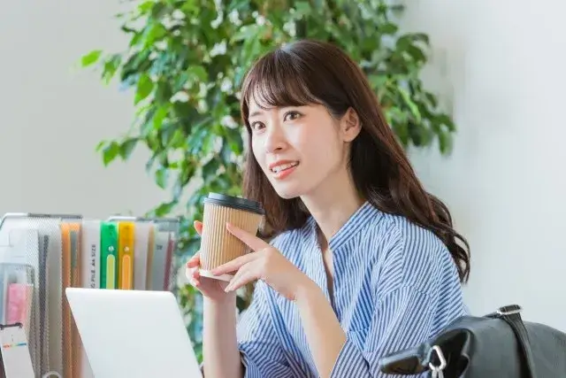 本業はもちろん子育て中の方もスキマ時間で勤務可能です！