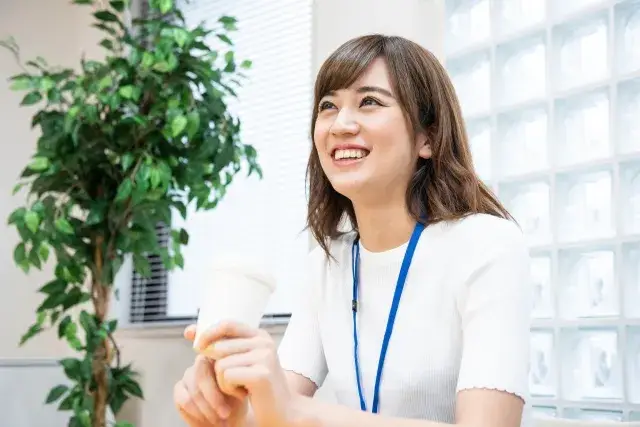 奄美の里事業部での企画広報スタッフ！土日祝休み！1日4時間程度！