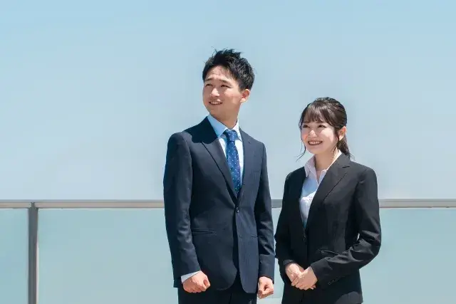 ゆっくり出勤で年間休日120日以上。ポケパラ営業スタッフ募集中。