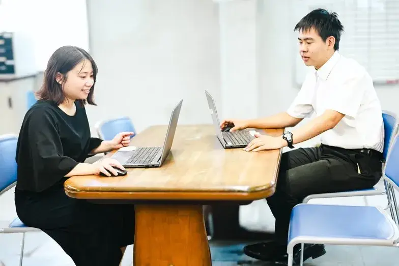 「働く」をつなぐ、人と人をつなぐ、魅力を届ける広告づくりを。
