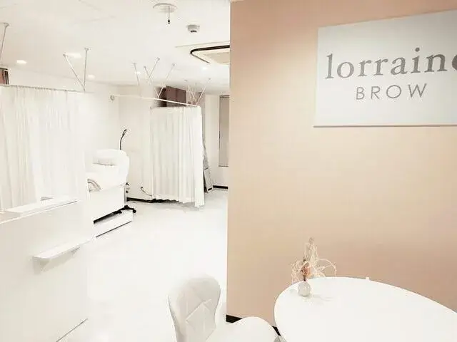 ロレインブロウ天文館店